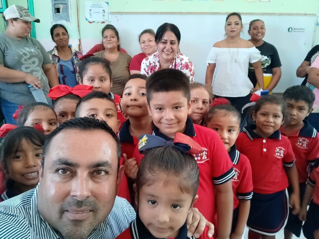 En Magdaleno Aguilar hicimos compromisos que vendrán a mejorar las condiciones de los niños y niñas de este lugar