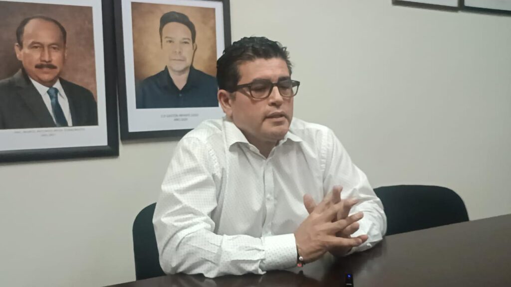 En respuesta a las peticiones y sugerencias de los usuarios, y siguiendo las indicaciones del alcalde de El Mante Sergio Fernández Medina, la Comisión Municipal de Agua Potable y Alcantarillado (COMAPA)